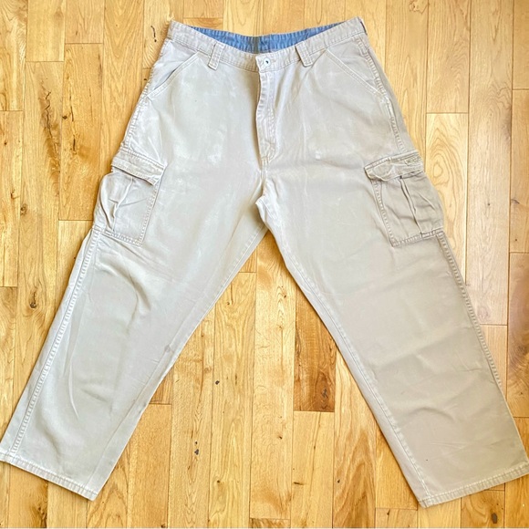 Vintage Y2K Wrangler Cargos